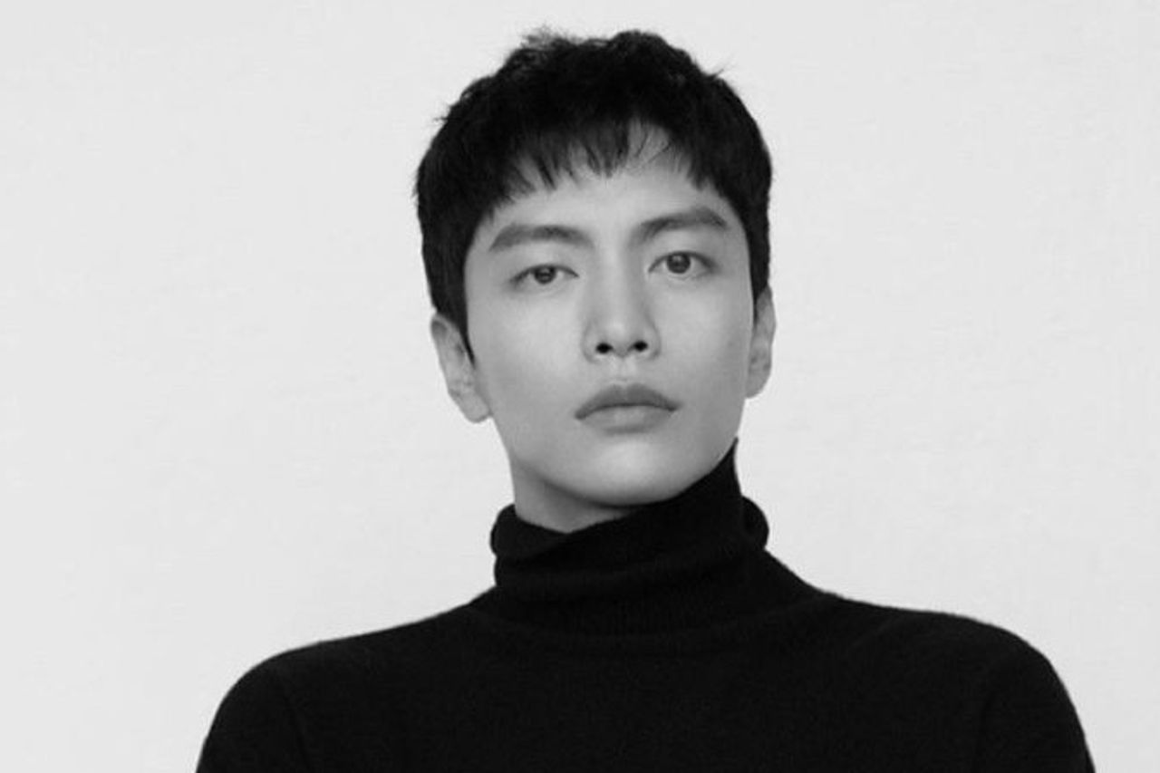 イ ミン キが韓国ドラマ 私の解放日記 3人家族の暖かさの物語を演じる