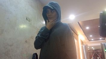 Think Mentally For A Child Candidate, Erika Carlina Doesn't Need DJ Panda's Responsibility