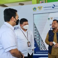 LPEI Dorong Sarung Tenun Asal Gresik Masuk Pasar Internasional