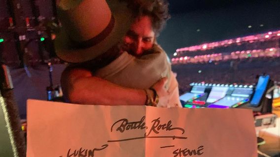 Bradley Cooper est une surprise dans la BottleRock Napa Valley à Pearl Jam