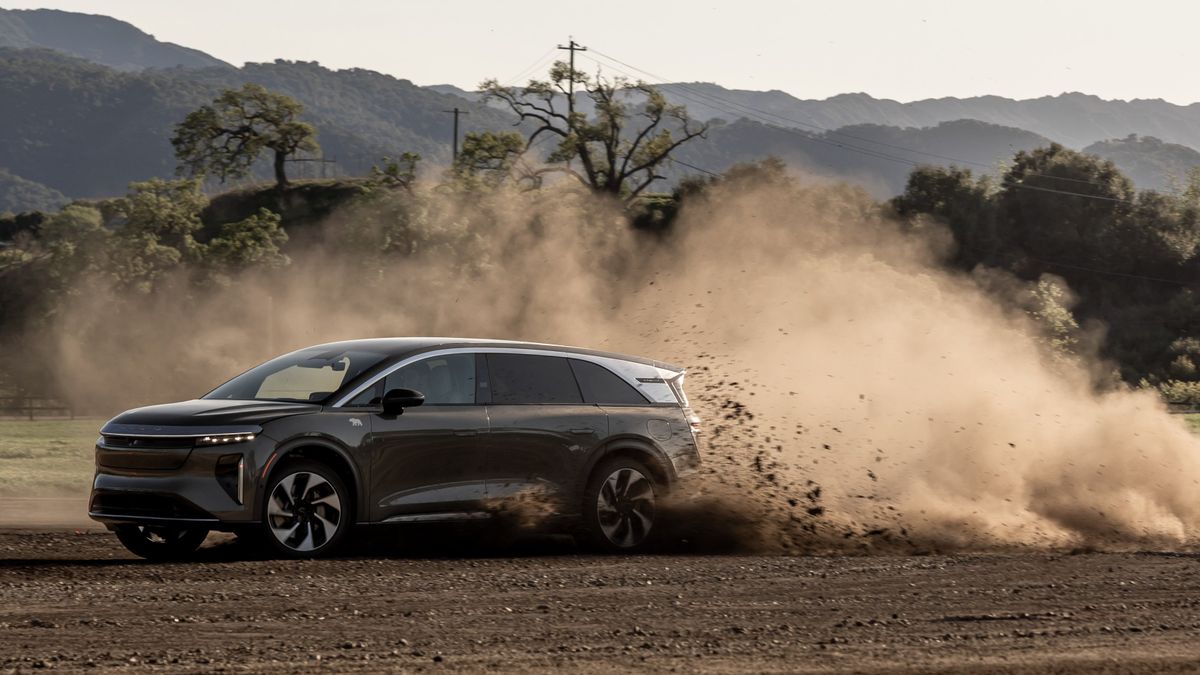 Trump Administration Removes Electric Car Incentives, Lucid: It's OK For Us To Give