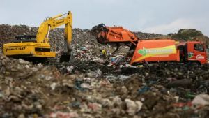 Pembuangan Sampah di Mataram Pindah ke TPA Sekotong, DLH Keluhkan BBM Meningkat 2-3 Kali Lipat