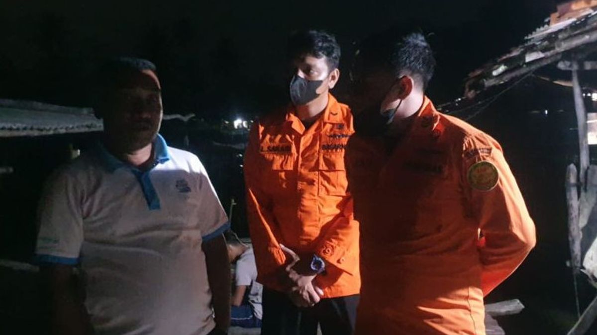 Two Fishermen Lost Contact In Bintan Waters While Catching Fish