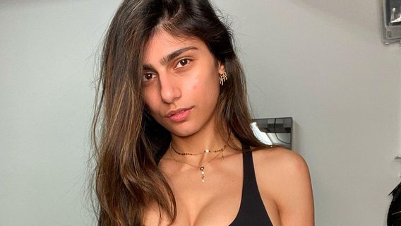 Former Porn Star Mia Khalifa Appears Topless To Celebrate Her New OnlyFans Account