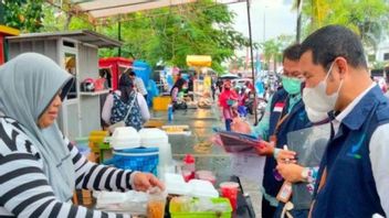 BBPOM Pekanbaru Menguji Cepat 41 Sampel Takjil di Pasar