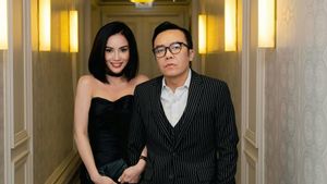 Diminta Hapus Foto, Dearly Djoshua Sentil Sikap Ari Lasso