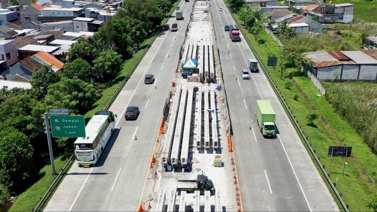 スラバヤ - ゲンポルの有料道路の拡張は、進捗率が81%に達したと噂されている