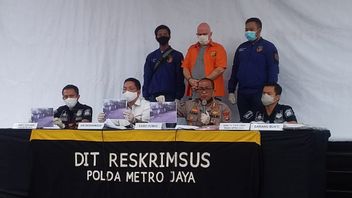 Polisi Indonesia Tangkap Buronan FBI yang Juga Pedofil
