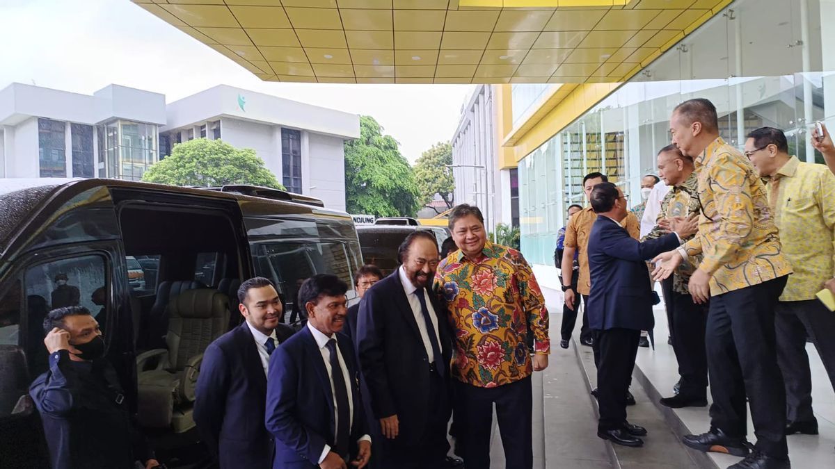 Airlangga's Joke On Reshuffle Wednesday Pon: Today Golkar Met NasDem