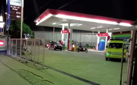 Wow, BBM Jenis Pertalite di Kota Sorong Tembus Rp30.000 per Liter