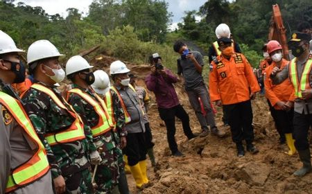 Tim Gabungan Lakukan Evakuasi Longsor PLTA Batang Boru, 5 Ditemukan 8 Masih Hilang