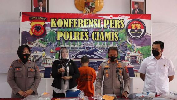 Terpenuhi Bisa Kerja Jadi Penjual Cilok, Warga Ciamis <i>Malah</i> Garong Motor Majikan 