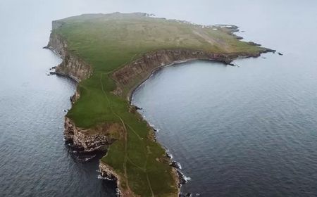 Pulau Ini Hanya Dihuni 20 Orang dan Jadi Rumah Satu  Juta Burung