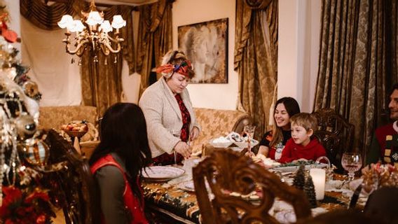 クリスマスの前の家を準備する、パニックなしで「ゲスト準備」を維持する秘訣