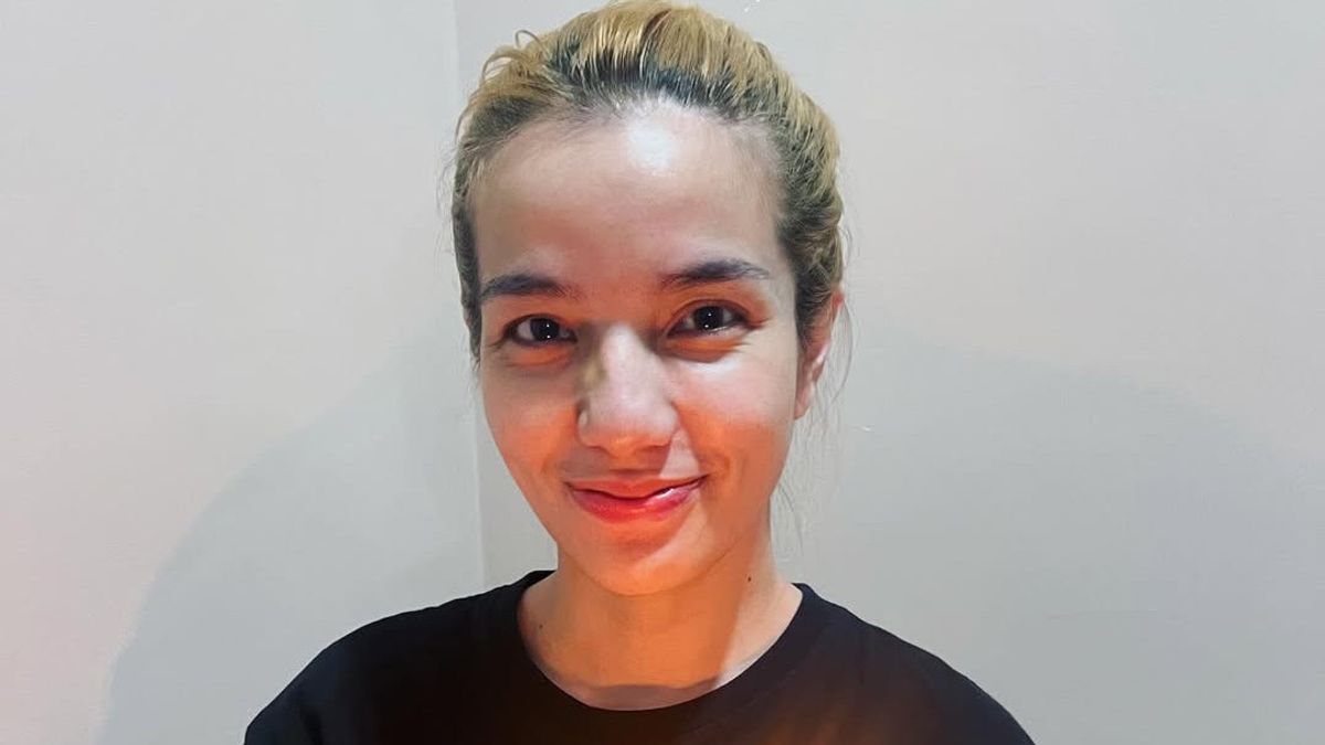 Bersihkan Tato di Tubuhnya, Sheila Marcia: Ingin Jadi Contoh Baik untuk Anak