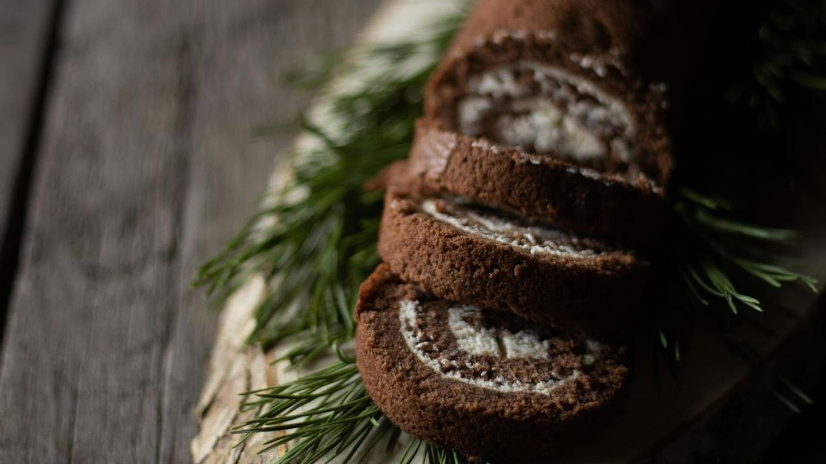 التعرف على Kue Yule Log ، السلاسة الإلزامية خلال عيد الميلاد في أوروبا