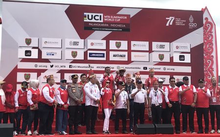 Buka Kejuaraan Sepeda UCI MTB Eliminator World Cup 2022 Palangka Raya, Menpora 'Angkat Topi' Atas Keberanian Gubernur