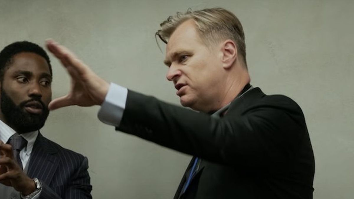 Christopher Nolan Interested In Film Director James Bond!