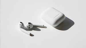 Apple Akan Luncurkan Lima AirPods pada 2026, Ada Model Pro dengan Kamera