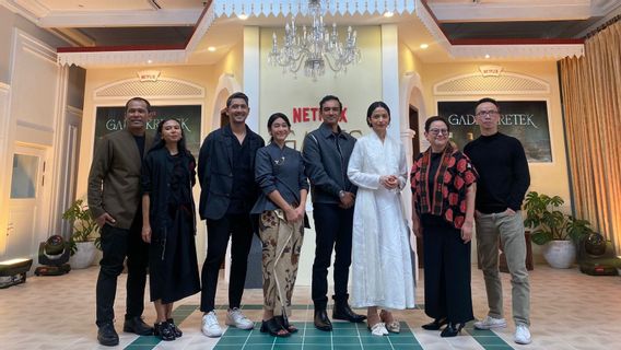 Kala Dian Sastrowardoyo,Ario Bayu,Princess Marino和Arya Saloka Connected in Kretek Girl