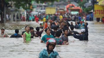 DPRD Is Disappointed That Anies Cut the Flood Budget