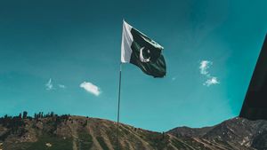 Pakistan-Afghanistan Sepakati Gencatan Senjata Sementara Usai Bentrok Militer