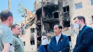 'Menyedihkan', Respons Jokowi Saat Lihat dari Dekat Apartemen Lipky yang Rusak Gegara Perang