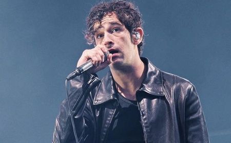 Jelang The 1975 Vakum, Matt Healy Minta Maaf karena Kerap Buat Kontroversi