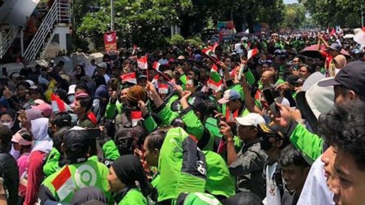 اليوم أوجول ديمو ، طلبت الشرطة من ojol عدم الإضرار بالمرافق العامة وإشعال الإطارات