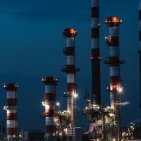 Uni Emirat Arab Janji Tetap Stabilkan Pasar Energi Usai Keluar  dari OPEC