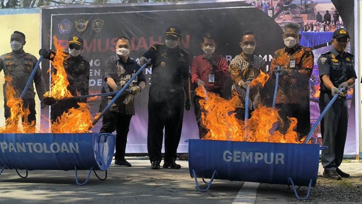  Bea Cukai Palu Musnahkan Ratusan Ribu Batang Rokok Ilegal, Catat Negara Rugi Rp853 Juta