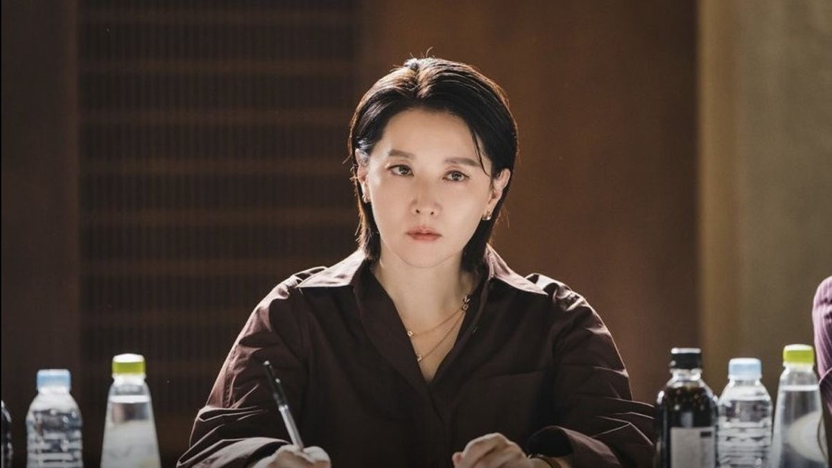 Lee Young Ae Returns To The Role Of Dae Jang Geum After 20 Years!
