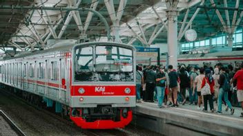  KAI: 333 Juta Penumpang di Jabodetabek Naik Kereta Api dalam 11 Bulan