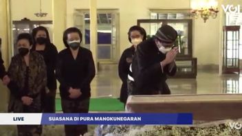 Mangkunegara التاسع موكب جنازة يؤديها تقليديا، وطلب المشيعين لطاعة البروتوكولات الصحية