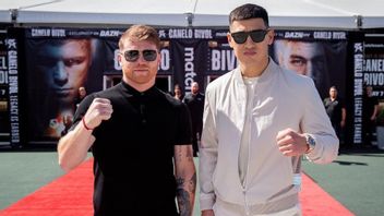 Bivol Coach Warns Canelo If He Wants To Rematch: He Will Make You Even More Battered