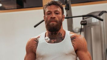 Perubahan Fisik McGregor Timbulkan Masalah Baru: The Notorious Berjalan Menyamping Melalui Pintu 