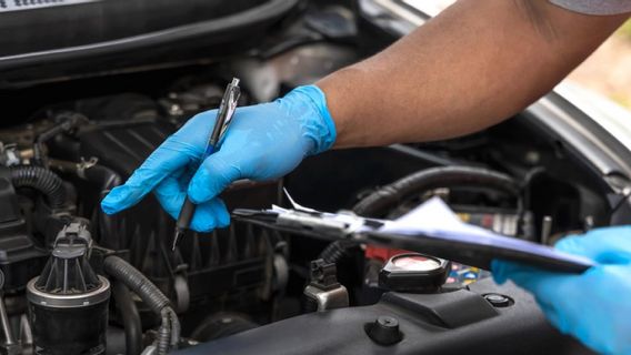 Panduan Bijak Membeli Mobil Bekas Impian Minim Risiko