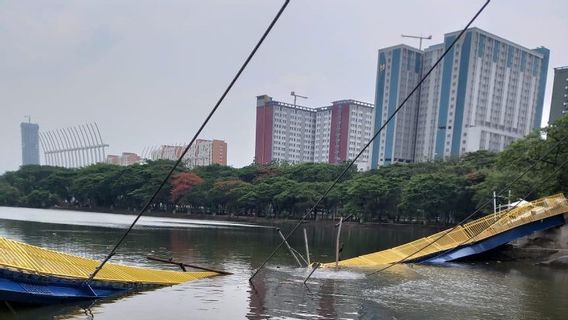 Kemayoran City Forest Bridge Which Only Lasts One Day