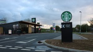 Berikan "Pemandangan" Langka ke Korea Utara, Gerai Starbucks Ini Dikunjungi Lebih dari 120.000 Orang