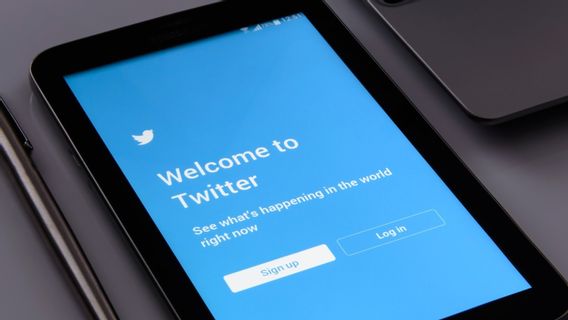 Twitter Mulai Berlakukan Fitur Pemantau Misinformasi Birdwatch di Amerika Serikat