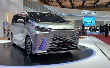 Lexus Ramaikan GJAW dengan Hadirkan LM 500h, seperti Apa Spesifikasinya?