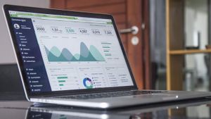 IHSG Ditutup Menguat Tipis 0,03 Persen ke Level 6.113,04