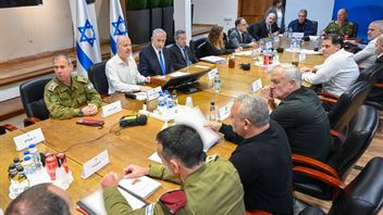 Asking Minister Gantz To Change His Mind, PM Netanyahu: It's Not Time To Leave Campaign