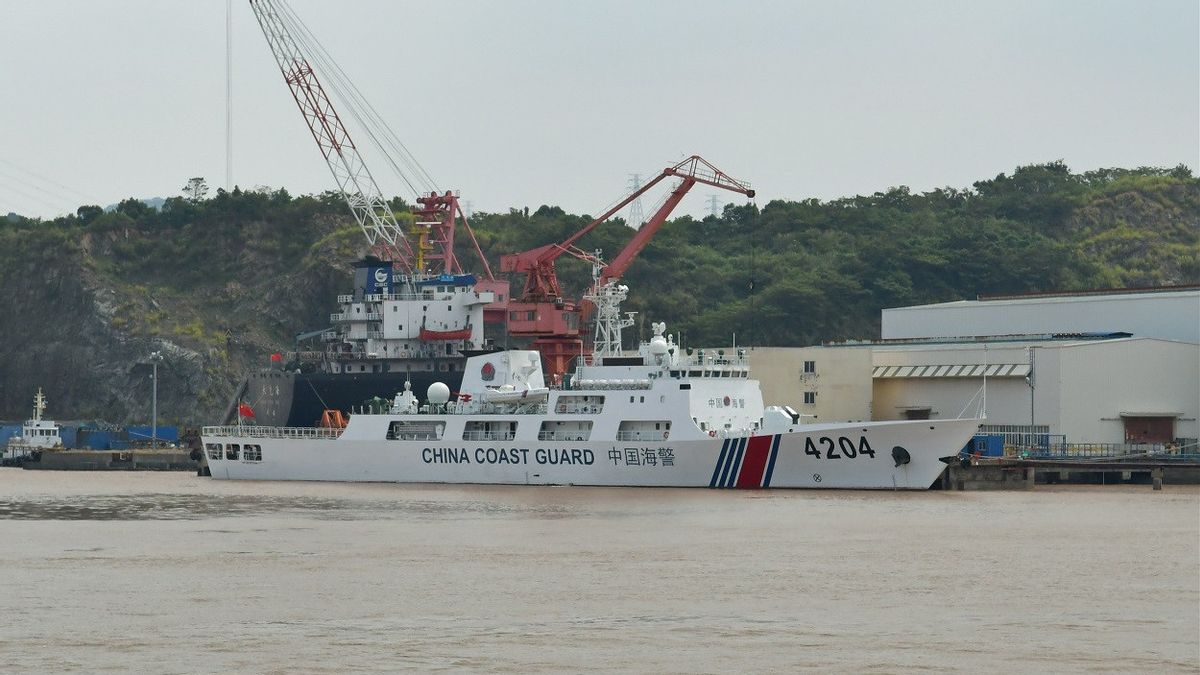 Kapal Penjaga Pantai China Blokir Kapal Logistik Pakai Meriam Air di Laut China Selatan, Menlu Filipina: Tindakan Ilegal