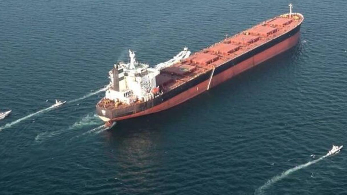 Meski Diblokade AS, Kapal Tanker Terkait Iran Tetap Masuk Teluk