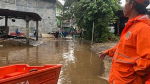 Update Kondisi Banjir Jakarta: 77 RT Terendam, Ketinggian Air Terparah Capai 5 Meter