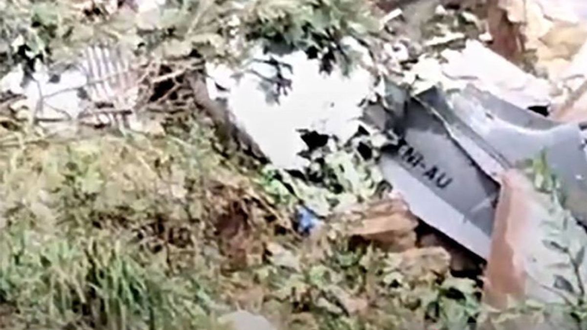 Four Bodies Of TNI Aircraft Crew Crashed In Pasuruan Evacuated