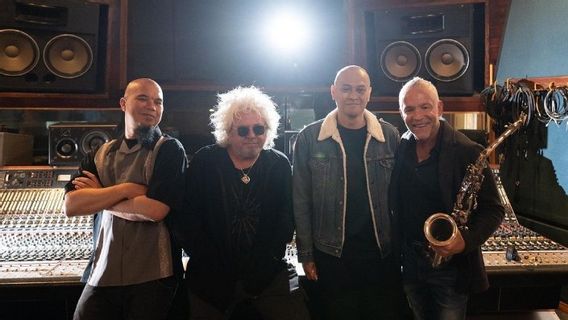 Dewa 19 Kolaborasi dengan Steve Lukather dan Dave Koz untuk Single Baru