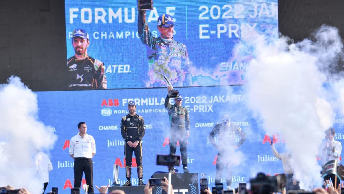 Viral di TikTok Video Mobil Mainan Gambar Anies di Formula E, Panitia: Hoaks Itu!