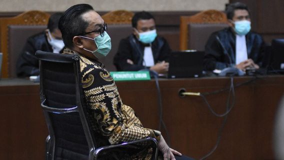 MA Circumcision Sentenced Brigadier General Prasetijo Utomo To 2.5 Years In Prison In The Djoko Tjandra Case